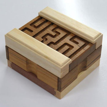 Meanders Box